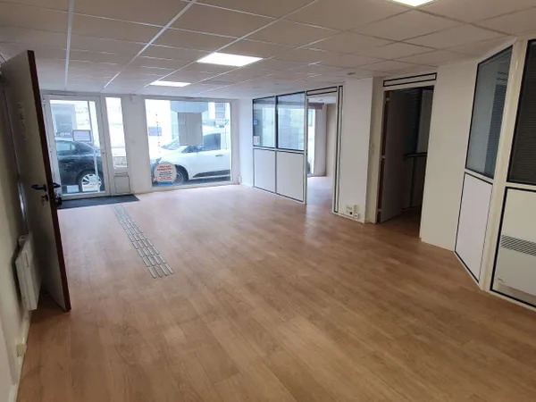Local commercial 95 m²
