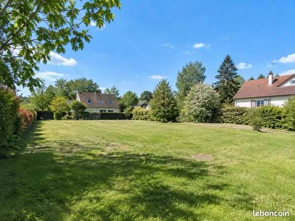 Terrain 696 m² Attainville