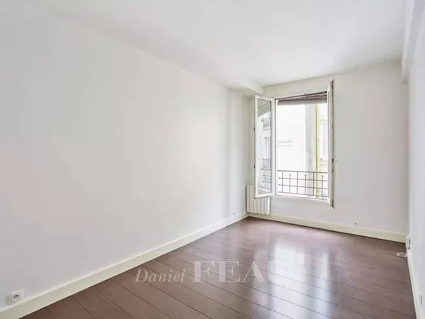 Studio 1 pièce 21 m²