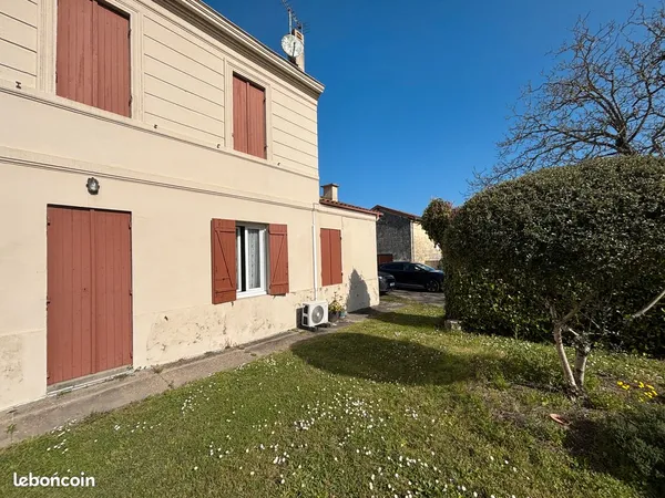 Maison à rénover 70 m² parcelle 238m² 159 000