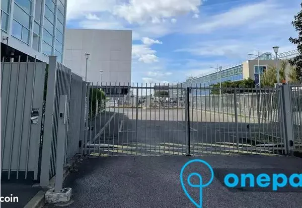 Parking/box 12 m² DUGNY
