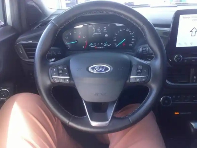 Ford Puma 1.0 ecoboost 125ch titanium dct7 — photo 3