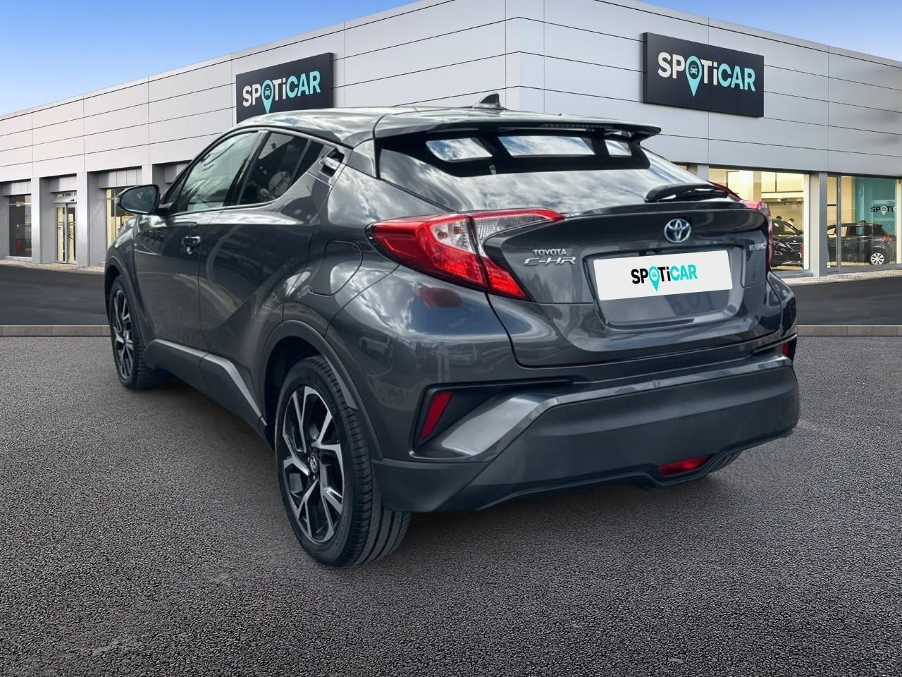 Toyota C-Hr 122h collection 2wd e-cvt rc18 — photo 7