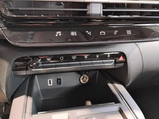 Citroën C5 Aircross hybride 145 e-dcs6 max — photo 13