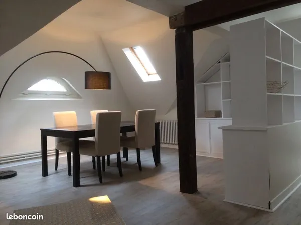 Appartement type Loft meublé - Gare à 5 minutes