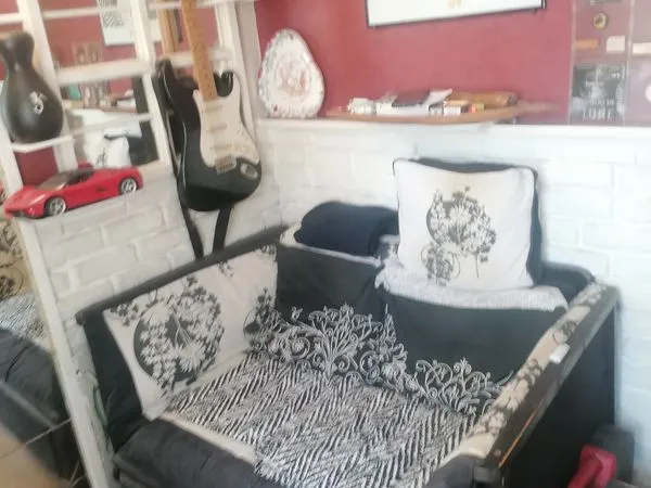 Vente studette meublée avec mezzanine Levallois Perret