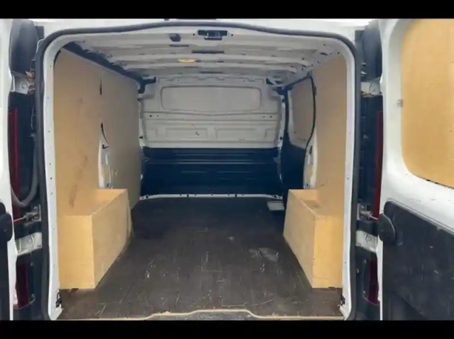Renault Trafic fg l1h1 3t 2.0 blue dci 130ch confort — photo 12