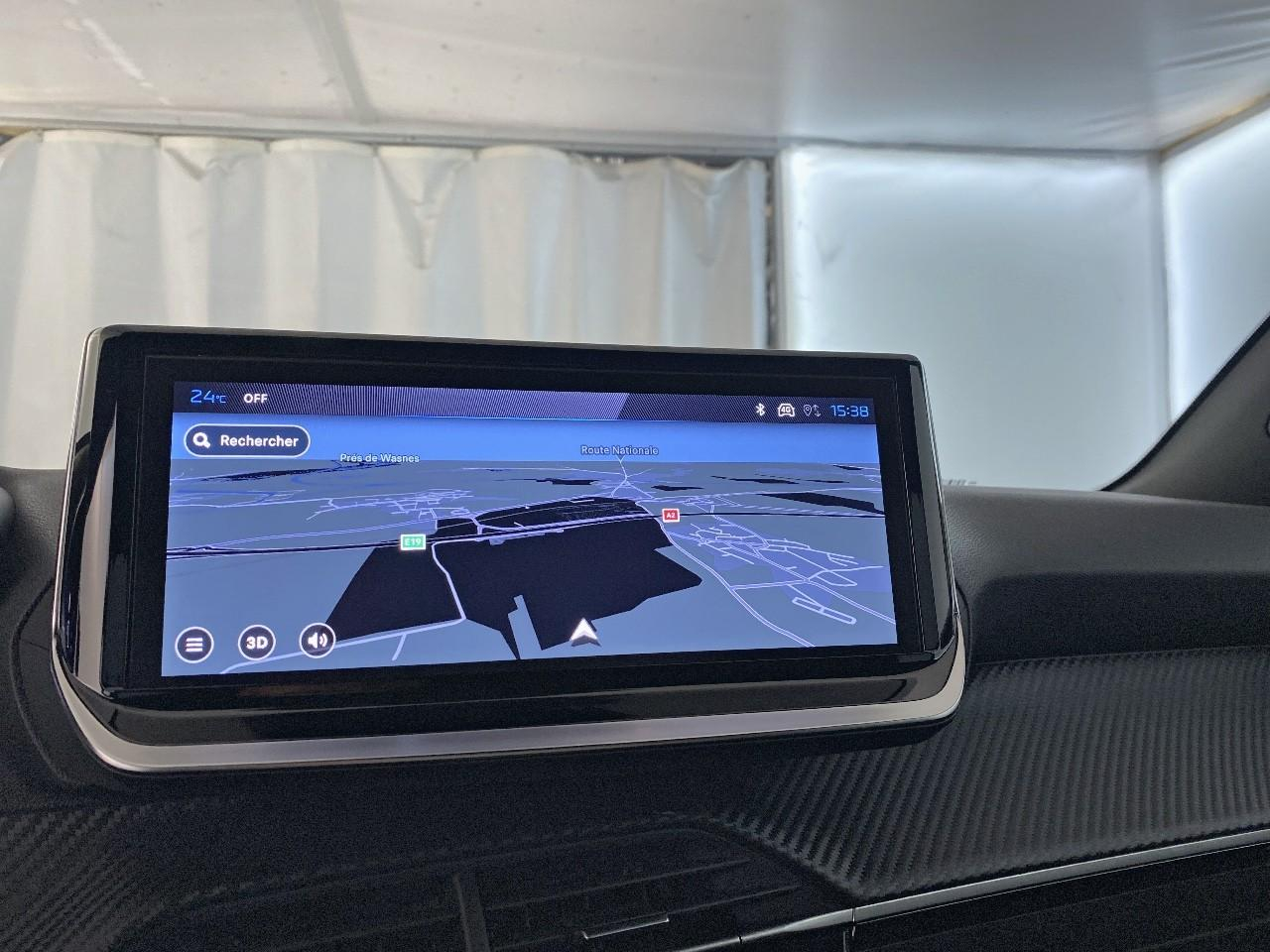 Peugeot 2008 hybrid 145 ch e-dcs6 allure — photo 14