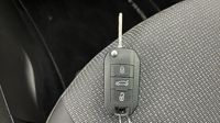 Opel Crossland X 1.2 Turbo 130ch Elegance Business BVA — photo 16