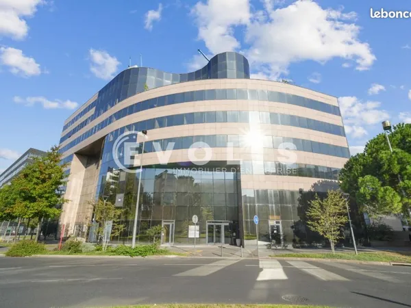 Bureaux 200 m²