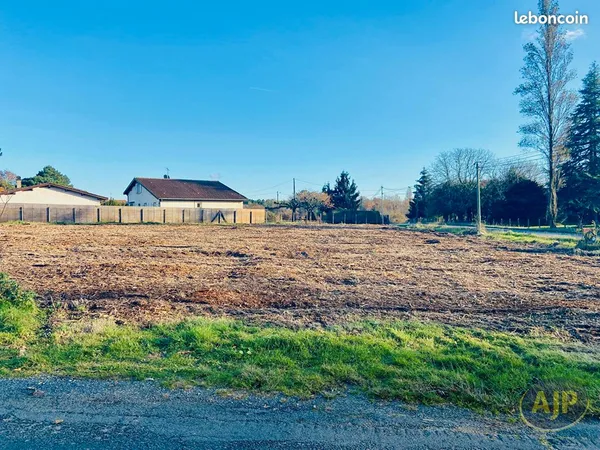 Terrain 1052 m² SAINT GERMAIN D ESTEUIL