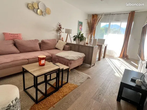 Appartement 2 pièces - 47m2 - étage 1/2