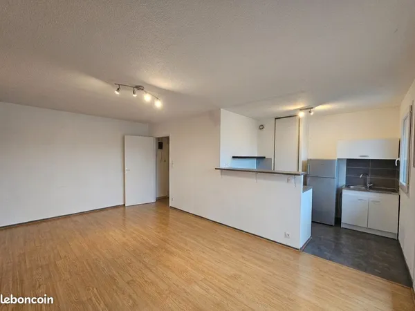 T2 Nancy 53m² idéal Etudiant / Couple Proche fac de lettres