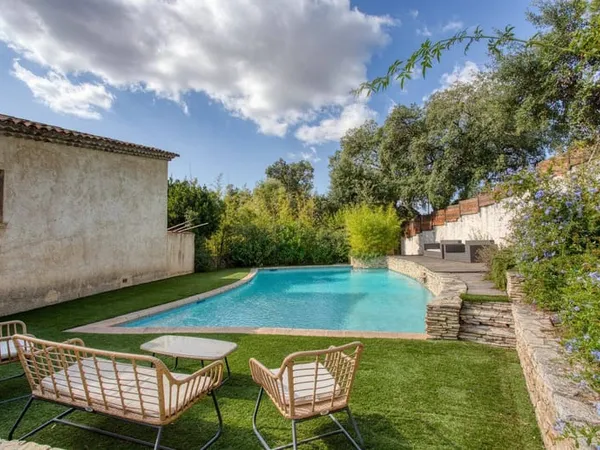 Maison 5 pièces 160 m²