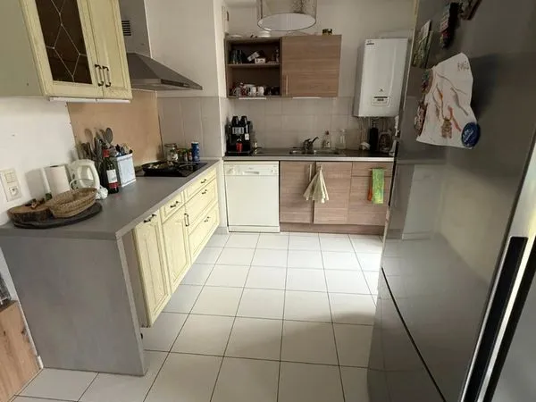 A vendre appartement T4