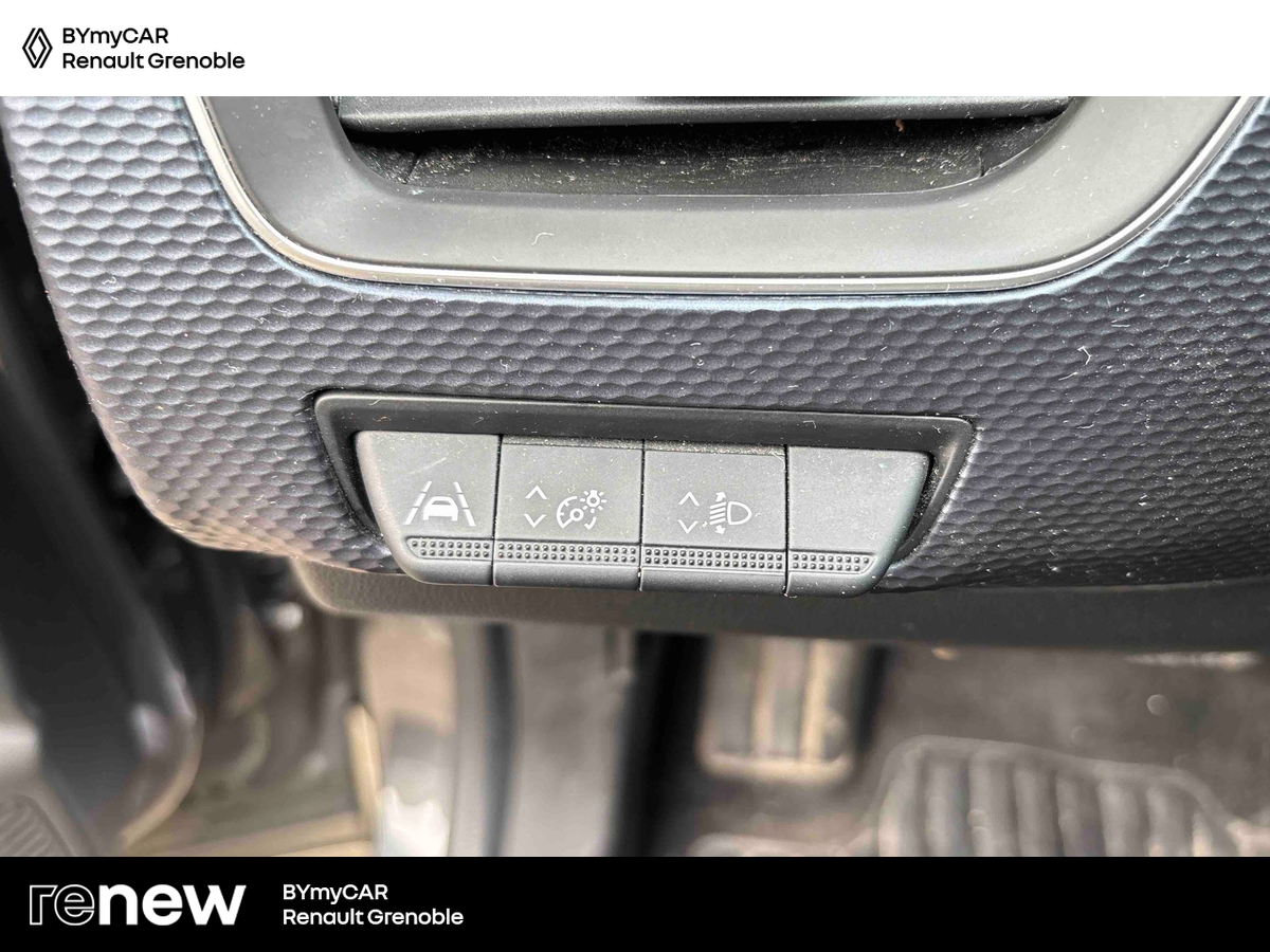 Renault Arkana E-Tech hybride 145 - 22 — photo 19