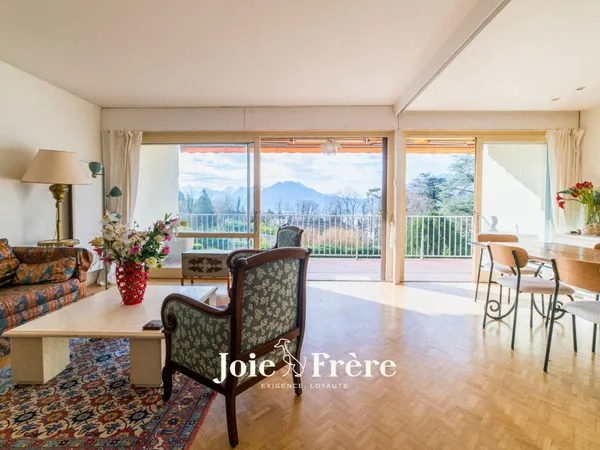 Appartement 4 pièces 87 m²