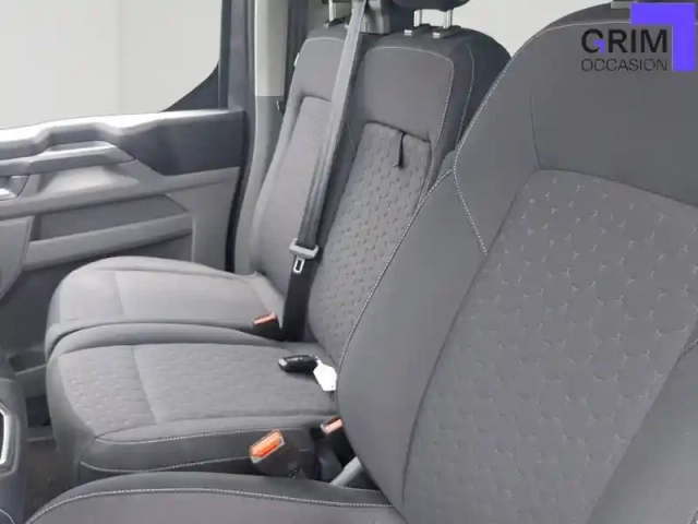 Ford Tourneo custom 320 l2h1 2.0 ecoblue 150 ch — photo 4