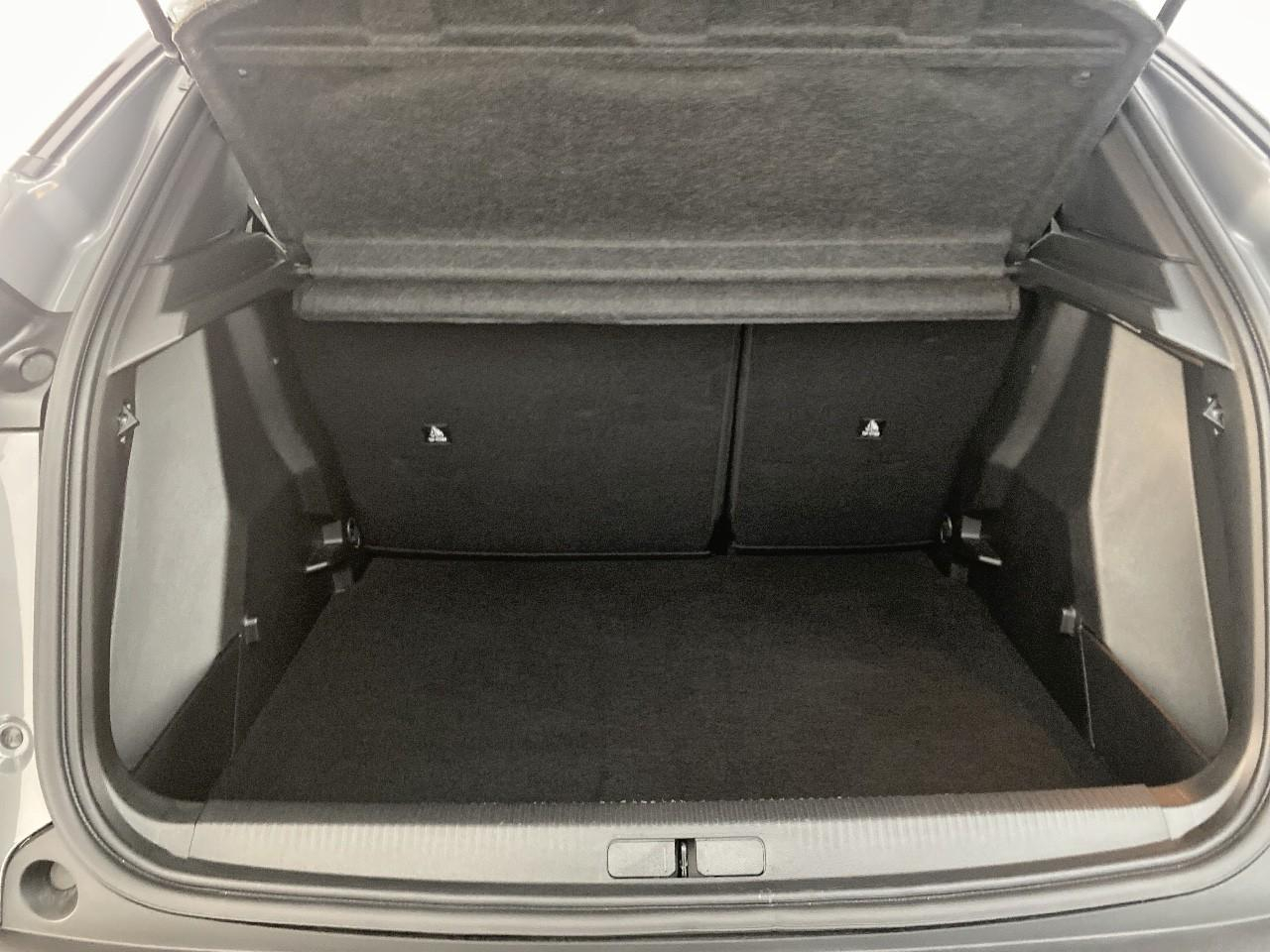 Peugeot 2008 hybrid 145 ch e-dcs6 allure — photo 6