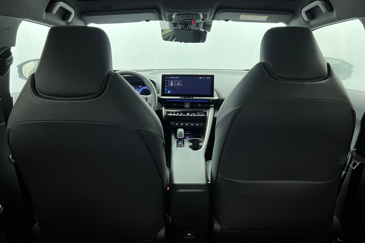 TOYOTA C-HR Hybride Rechargeable 225 — photo 10
