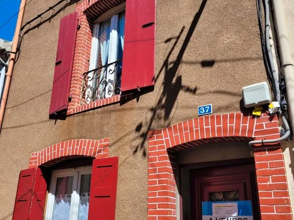 Maison de village à Axat avec jardin