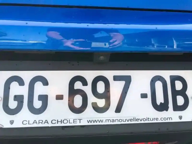 Peugeot 208 electrique 50 kwh 136ch — photo 20