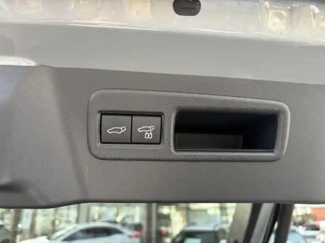 Toyota C-Hr design grande autonomie 77 kwh 224ch + — photo 19
