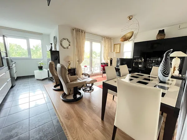 Appartement RENNES - T3 - LANDRY - GARAGE - BALCON - LUMINEUX - RECENT