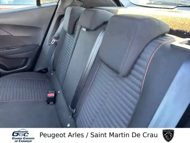 Peugeot 2008 puretech 130 s&amp;s bvm6 — photo 10