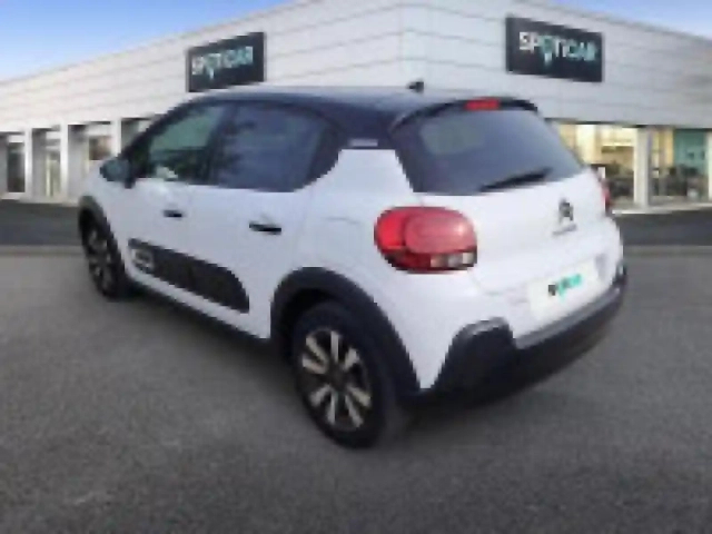 Citroën C3 1.2 puretech 110ch s&amp;s shine 120-123g — photo 3