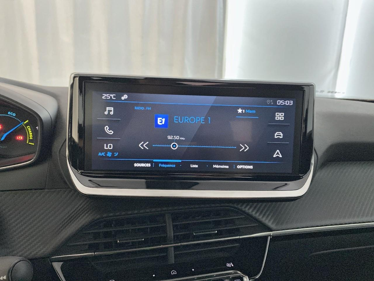 Peugeot 2008 hybrid 136 e-dcs6 style — photo 14