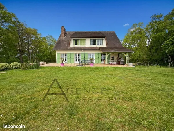 Propriété 7 pièces 202 m²