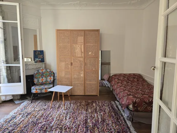 Loue chambre en colocation dans appartement
