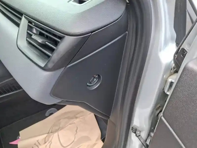 Renault Clio sce 65 — photo 13