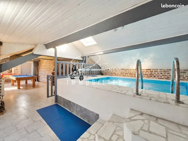 Maison 7 pièces 208 m²