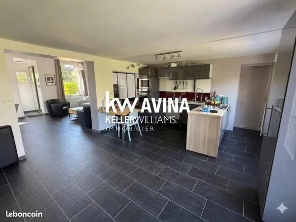 Maison 6 pièces 135 m²