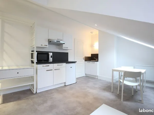 Appartement 1 pièce 16 m²