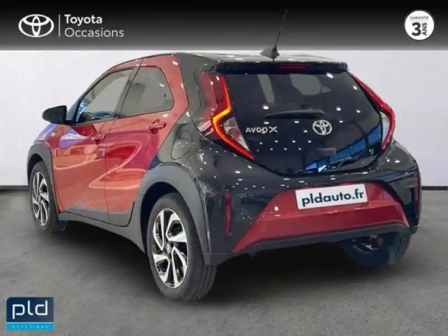 Toyota Aygo X 1.0 vvt-i 72ch design my24 — photo 6