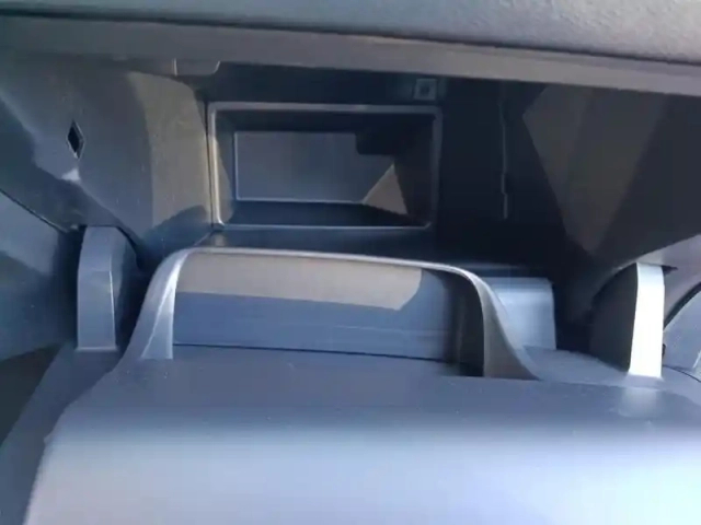 Peugeot 208 100 s&amp;s bvm6 style — photo 16