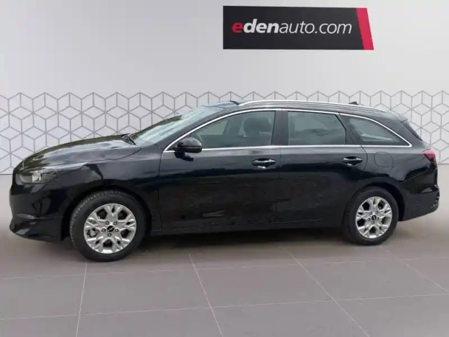 Kia Ceed sw 1.5 t-gdi 140 ch bvm6 — photo 2