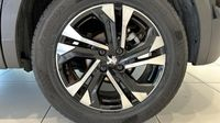 Peugeot 2008 1.2 PureTech 130ch S&S Roadtrip EAT8 — photo 11