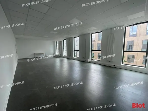 Bureaux 70 m²