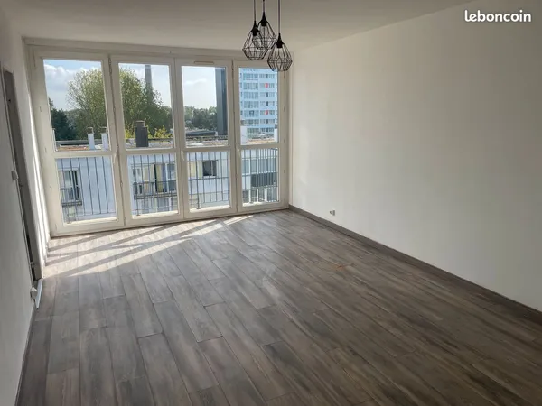 Location F4 à caucriauville