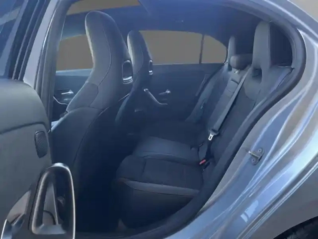 Mercedes Classe A 200 d amg line — photo 13