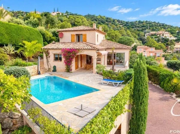 Villa 5 pièces 180 m²