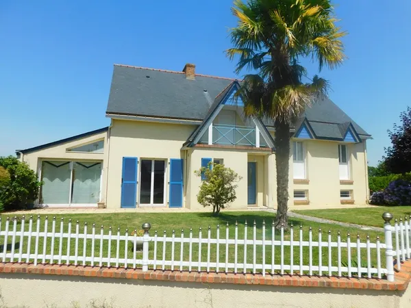 Maison à vendre 8 pièces TAILLIS (35)