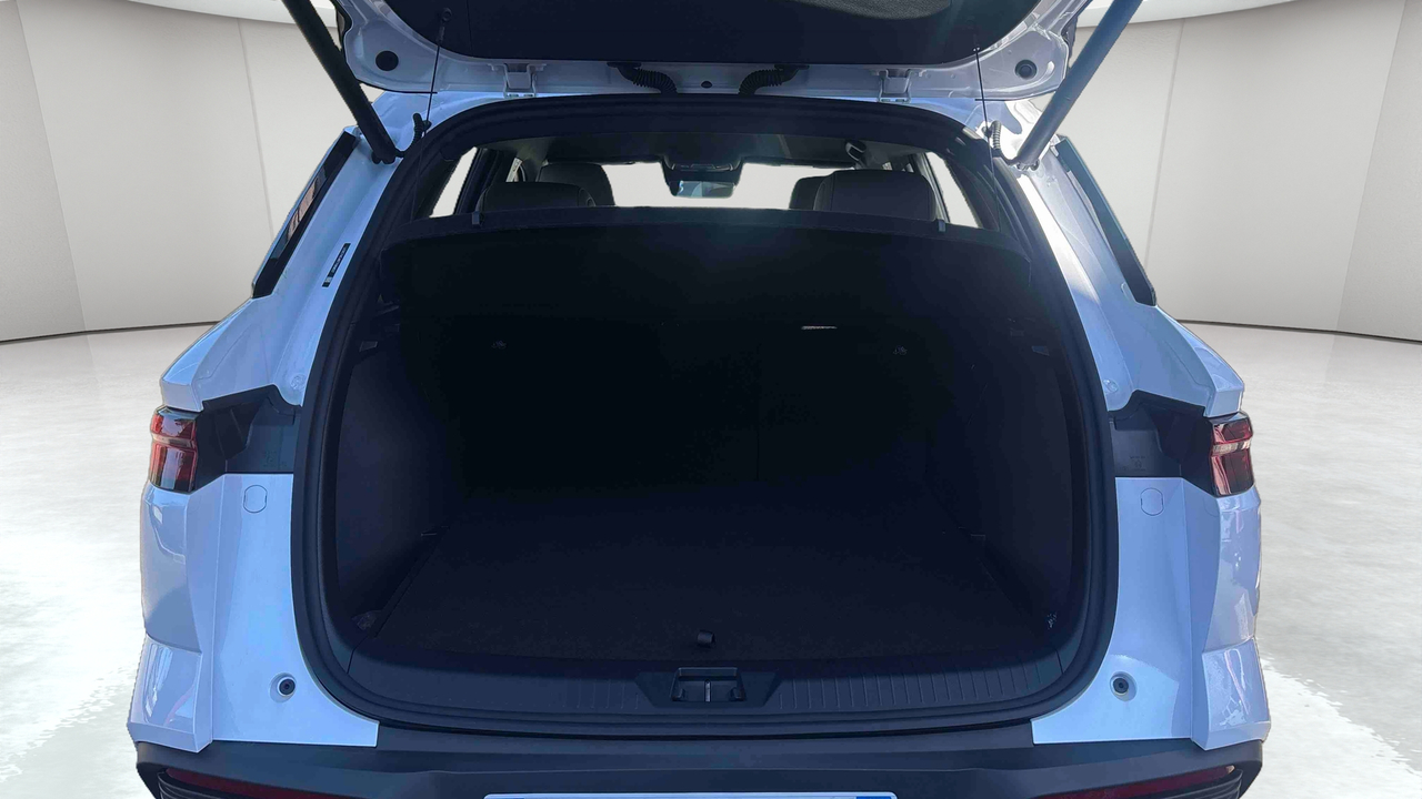 BYD Sealion 5 1.5l DM-i 212 ch PHEV — photo 13