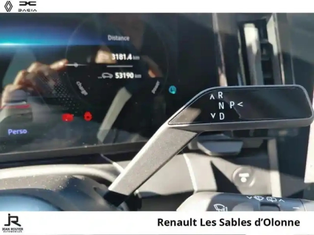 Renault Megane e-tech electric ev60 220ch techno super charge — photo 6