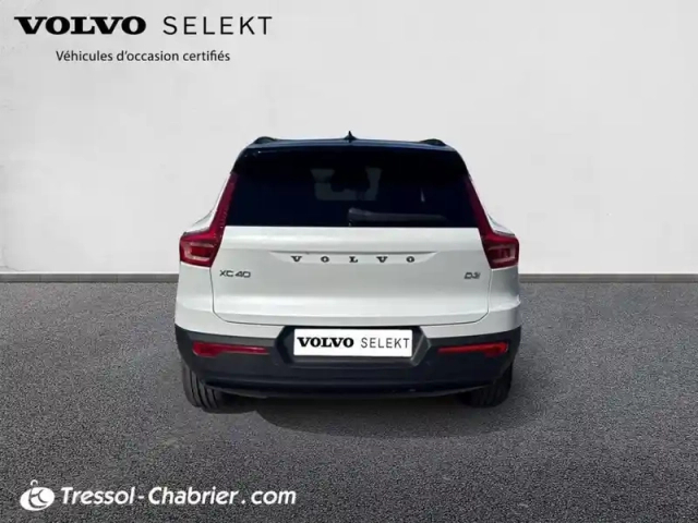 Volvo Xc40 d3 adblue 150 ch geartronic 8 r-design — photo 4