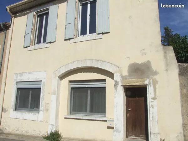 Maison village ouveillan